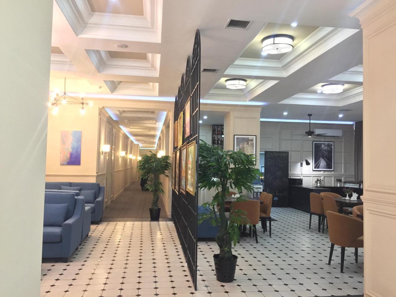 Madison Ave Hotel Bishkek Exterior photo