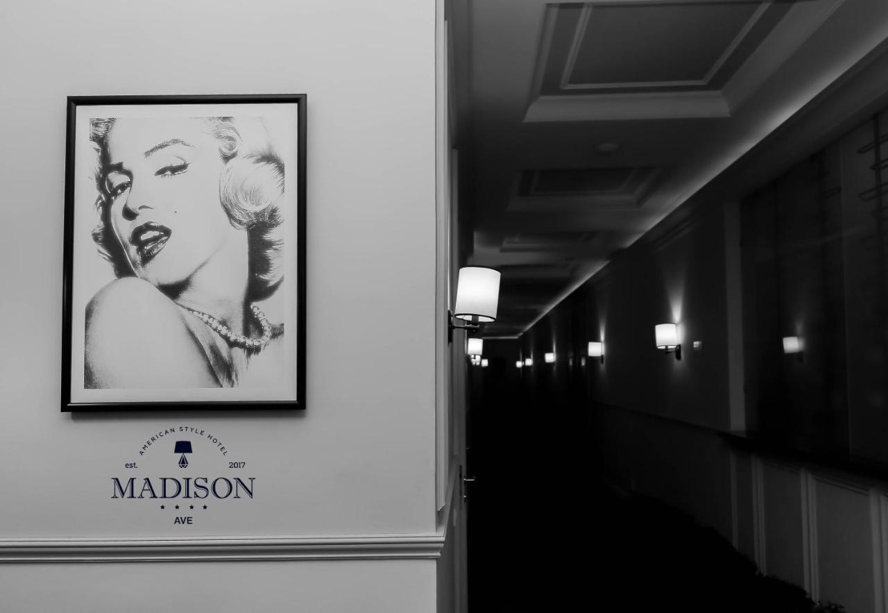 Madison Ave Hotel Bishkek Exterior photo